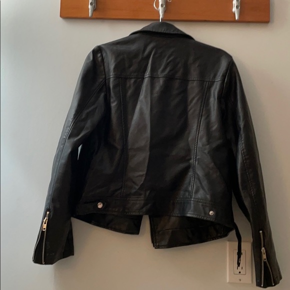 Leather jacket - Picture 2 of 3